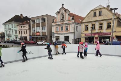 Bruslení na ledové ploše  8.12.2025