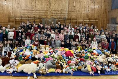 Radost z naší školy putuje do nemocnic