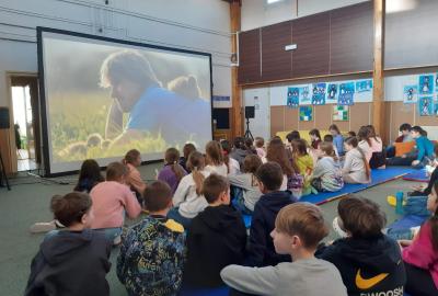 Jaro jsme přivítali besedou Janka Bednaříka.